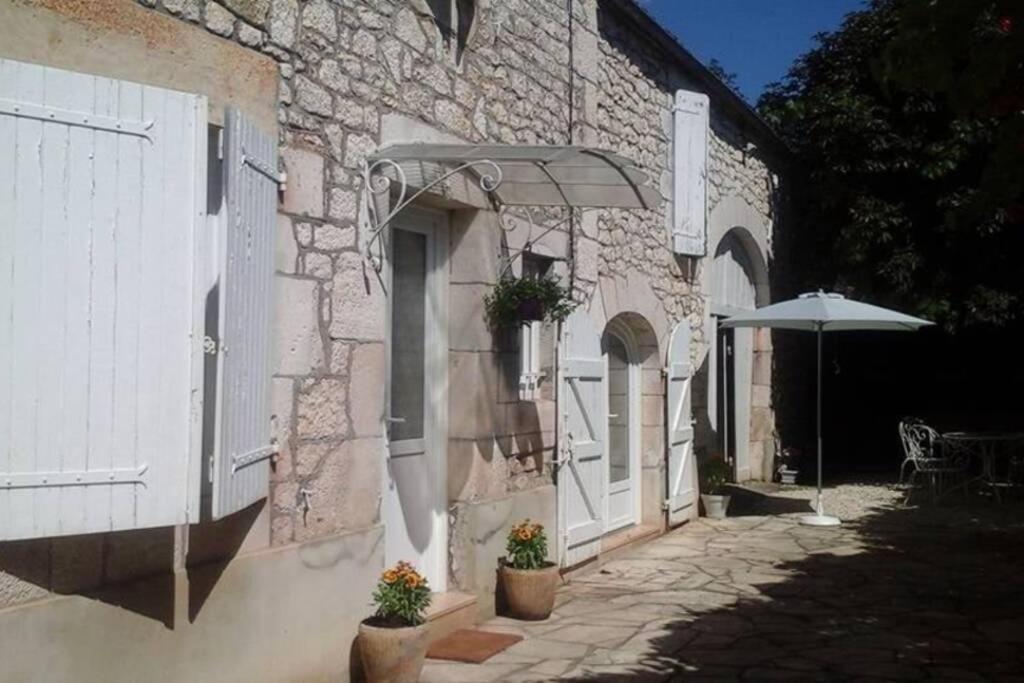 Maison De Charme En Perigord 10 Personnes La Maison D'Albertine Peyrillac-et-Millac Exterior photo